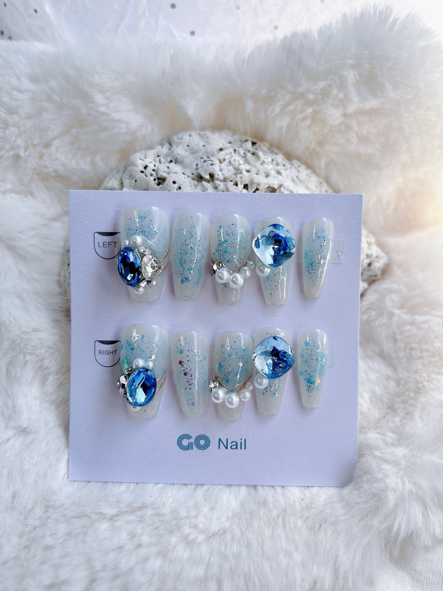 Treasure with pearl press on nails