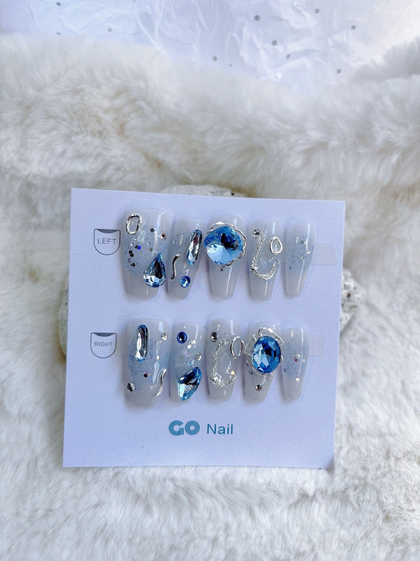 Blue sea treasure press on nails